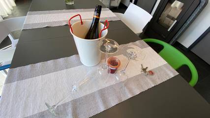 Ferienwohnung für 2 Personen, mit Seeblick und Sauna sowie Garten in Alt Schwerin