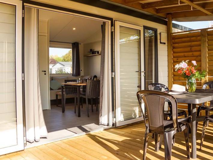 Camping Le Lagon Bleu - Mobilheim 4 personen - Mobilheim Bahia mit 2 Schlafzimmern und Terrasse für 1–4 Personen in Notre-Dame-de-Monts, Vendée