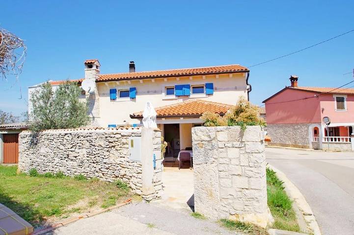 Ferienhaus für 6 Personen, mit Whirlpool und Garten sowie Terrasse, mit Haustier - 1