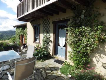 Gîte pour 3 personnes, avec terrasse et vue à Villeneuve-d'Allier