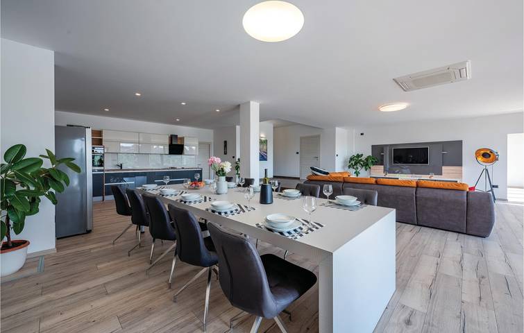 Ferienhaus für 10 Personen, mit Garten und Terrasse sowie Pool, mit Haustier in Istrien - 3