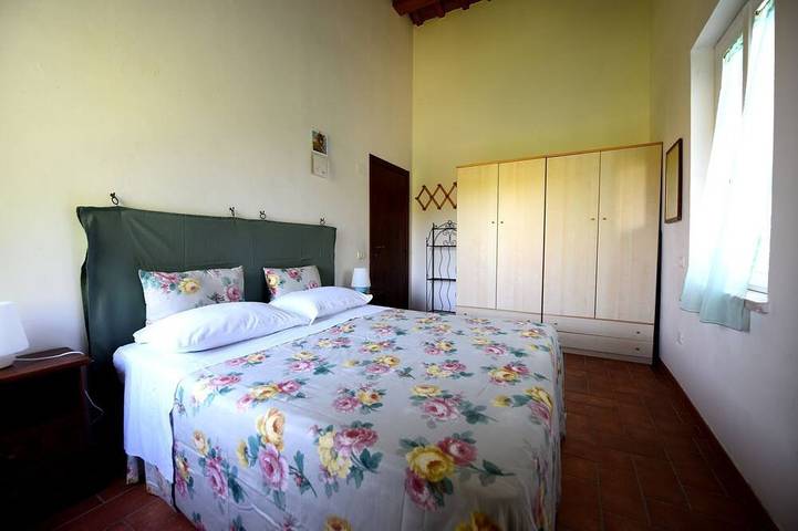 Accogliente appartamento in villa con piscina, Wifi, Tv e vista panoramica, vicino Urbino in Urbino, Pesaro-Urbino