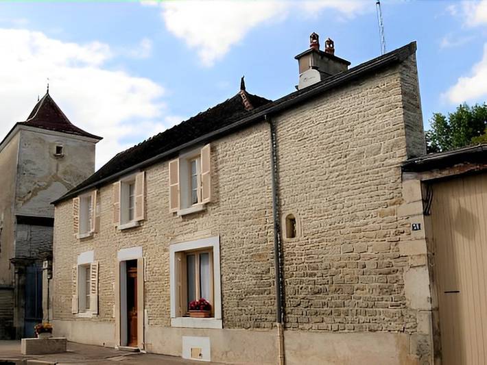 Gîte pour 4 personnes, avec Terrasse et Jardin