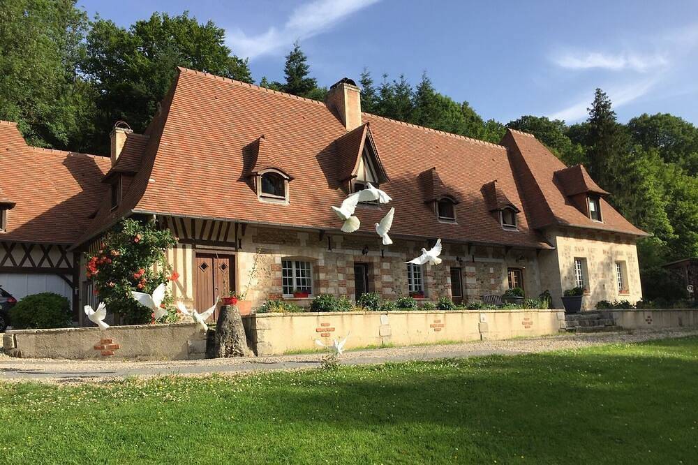 Chambre d’hôtes pour 2 personnes en Normandie entre honfleur et pont-audemer in Les Préaux, Région de Bernay