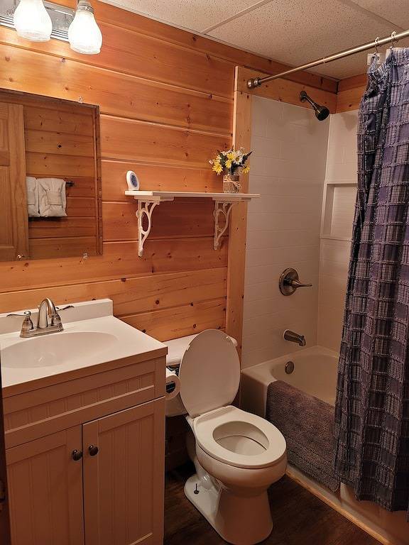 1 Meile von der Pkwy, 2 Meilen von der Laconte Conv. Zentrum, 10min. nach Dollywood in Sevier County