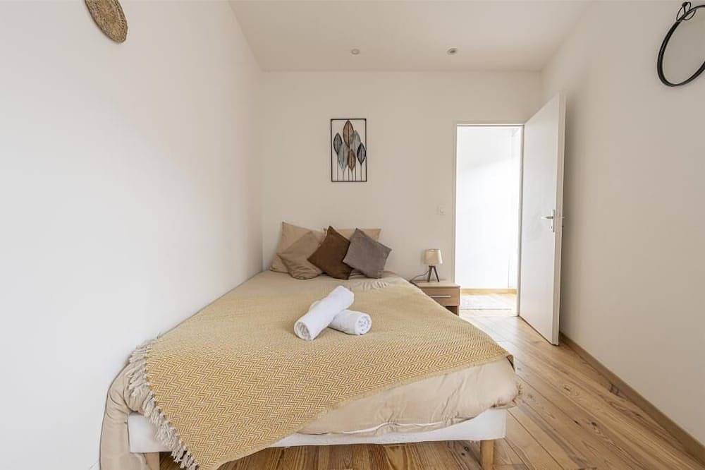 Entire apartment, Le Douillet Béarnais, your haven of peace in Pau, Béarn