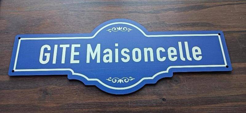 Location de vacances pour 6 personnes, avec Terrasse ainsi que Jardin et Vue à Saint-Clément-Rancoudray