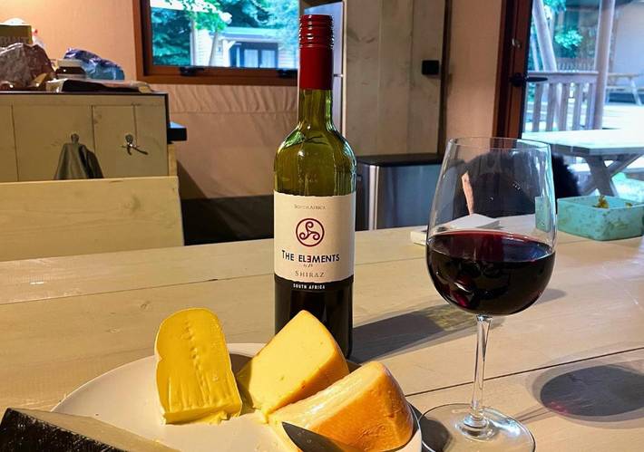 Location de vacances pour 5 personnes, avec vue ainsi que terrasse et jardin à Ypres - 2