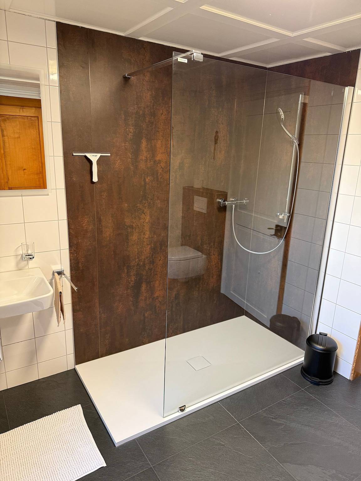 Appartement de vacances entier, Historic Estate - Timeless Charm and Modern Luxury in Glaris Sud, Canton de Glaris