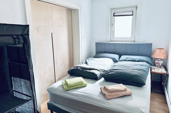 Appartement entier, Appartement spacieux 4 pièces avec terrasse et jardin in Friedrichsdorf, Arrondissement du Haut-Taunus