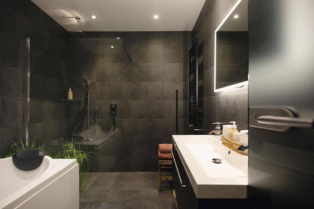 Appartamento intero, Luxurious Loft of 80m2 on the Oudegracht in the center of Utrecht in Utrecht, Bestuur Regio Utrecht