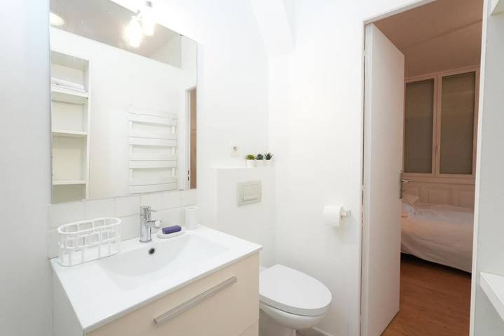 Gîte pour 4 personnes dans Basilique Saint-Seurin de Bordeaux - 4