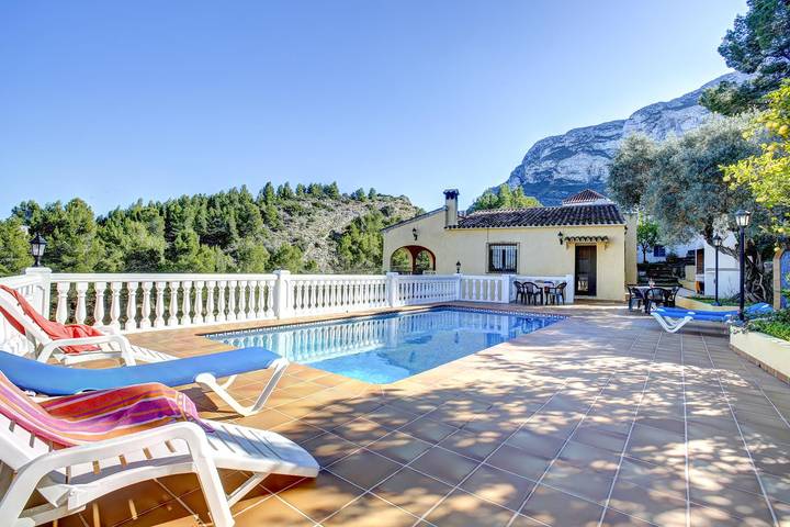 Villa pour 6 personnes, avec jardin et terrasse sur la Costa Blanca - 4