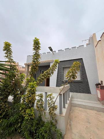 Gîte pour 6 personnes, avec terrasse et vue, animaux acceptés dans Tnine Aglou