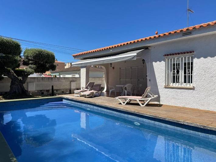 Casa rural para 8 personas, con piscina además de jardín y terraza, Se admiten mascotas en Vinaroz - 2