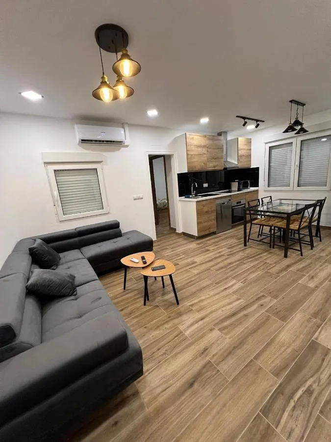 Apartamento de vacaciones para 6 personas, con balcón - 1