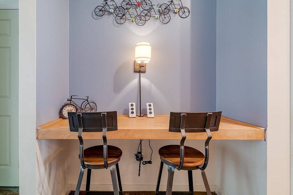 Southern Charmer•Historic Downtown•Private Porch in Savannah, Chatham County