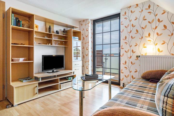 Ferienwohnung für 4 Personen, mit Balkon und Garten sowie Seeblick am Kummerower See - 3