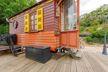 Gîte pour 2 personnes, avec terrasse ainsi que jardin et sauna à Montjoie-en-Couserans