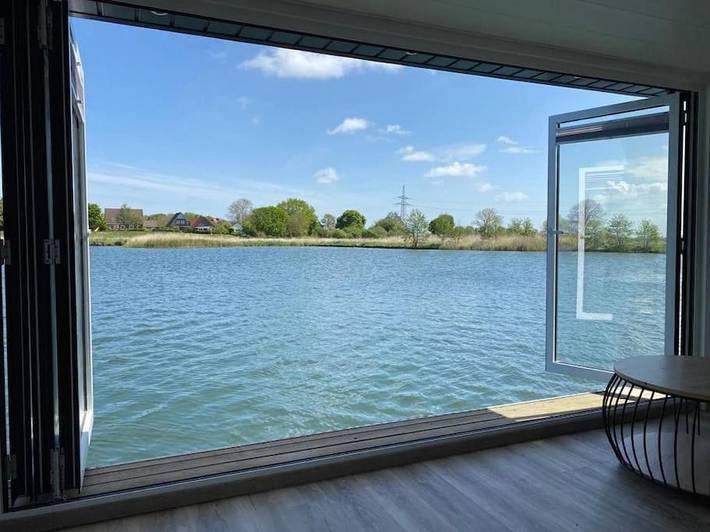 Boot für 4 Personen, mit Ausblick und Terrasse sowie Seeblick, mit Haustier in Wangerland - 3