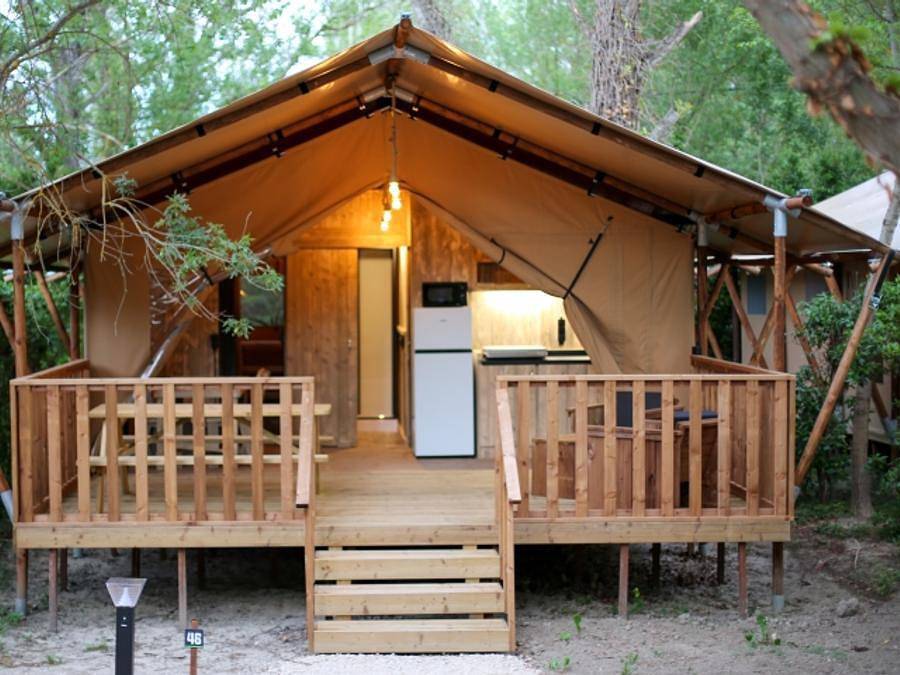 Camping Lodges & Nature - Tienda de lona y madera 4 personas - Safari Lodge 27 m² in Aviñón, Vaucluse