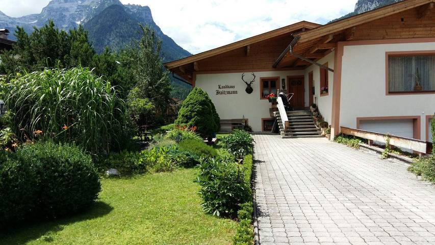 Ferienwohnung für 5 Personen, mit Garten und Pool, kinderfreundlich in Lofer - 3