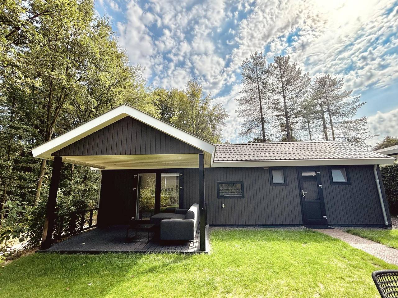 Vakantiepark De Thijmse Berg — Bos Cottage Deluxe | 4 personen in Rhenen, Provincie Utrecht