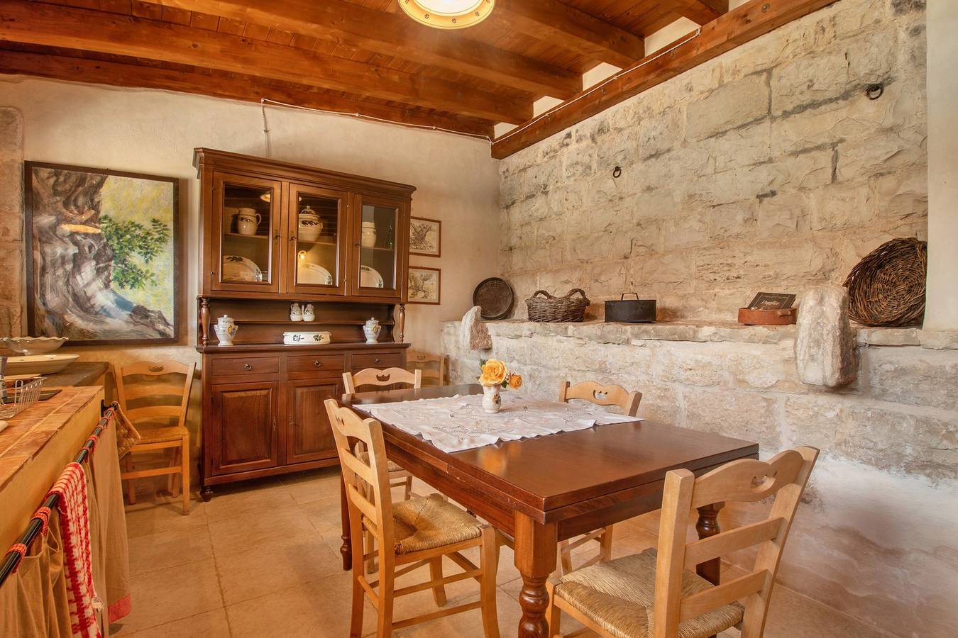 Appartamento intero, Appartamento 'Iazzo' con terrazza condivisa, giardino privato e Wi-Fi in Bisceglie, Barletta-Andria-Trani