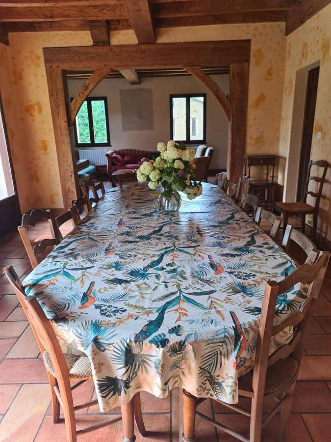 Location de vacances pour 15 personnes, avec jardin ainsi que piscine et vue, animaux acceptés à Lalinde - 3