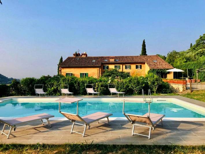 Villa con piscina per 16 persone, con Terrazza e Giardino nonché Piscina e Panorama a Verona