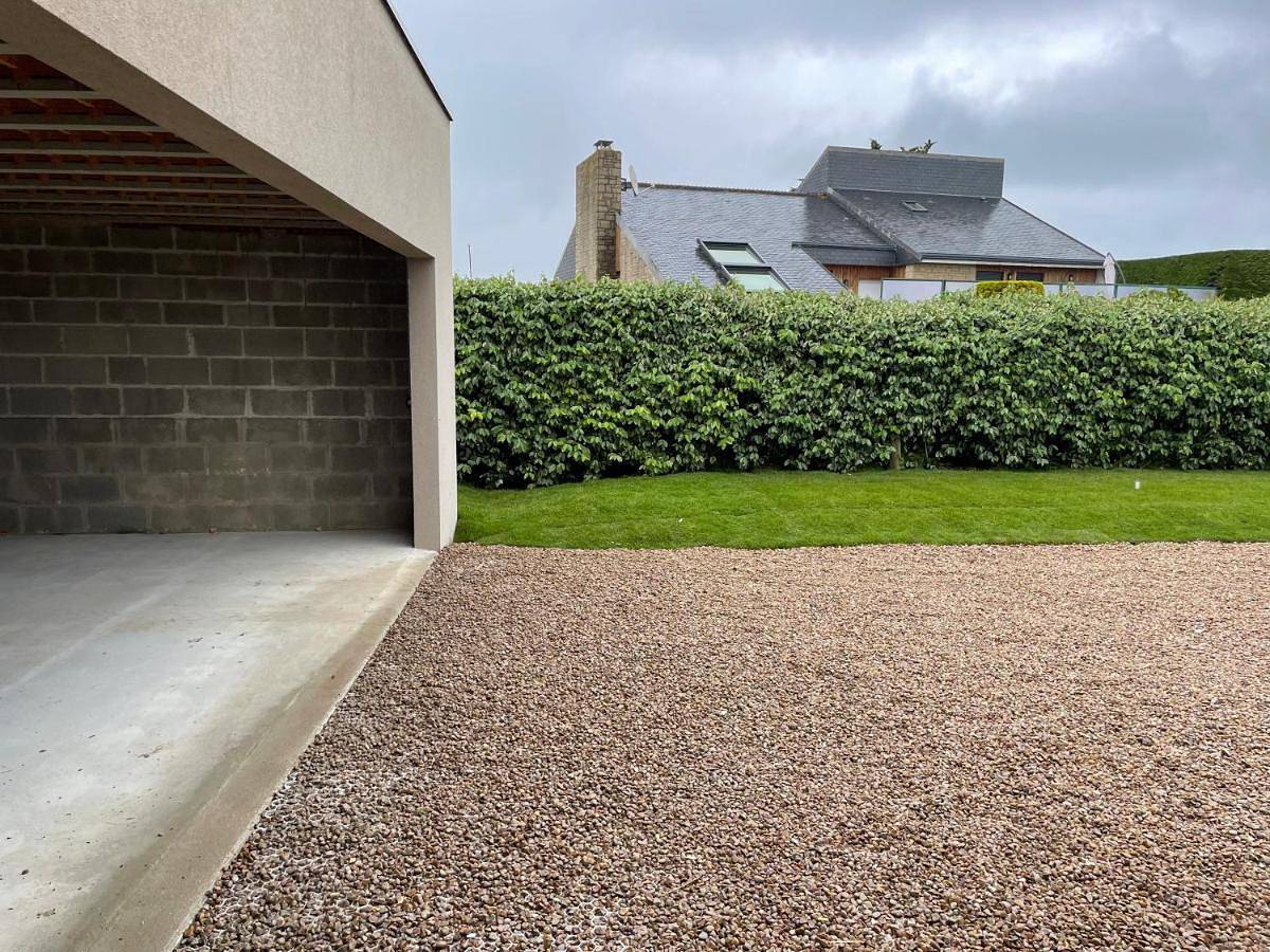 Four-Bedroom House in Fontenay-sur-Mer, Région de Cherbourg