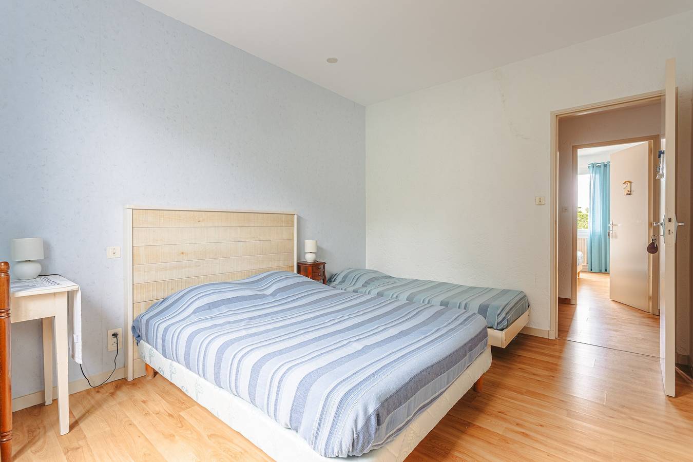 Chambre d'hôtes 'La Brée Les Bains' avec terrasse partagée, jardin partagé et Wi-Fi in La Brée-les-Bains, Côte de Beauté