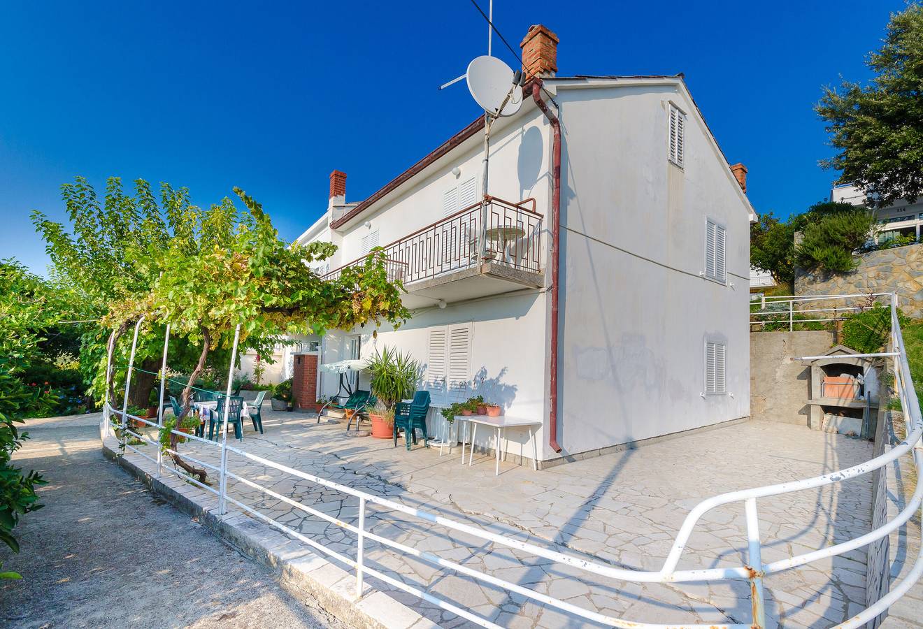Ganze Wohnung, Apartments Zarko in Banjol, Rab