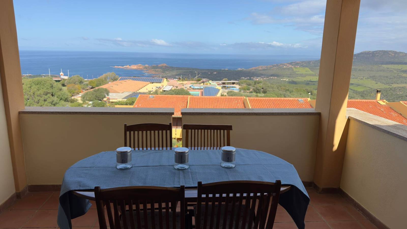 Holiday Apartment 'Sogno Di Tramonto' with Sea View, Wi-Fi and Air Conditioning in Pischinazza, Trinità d'Agultu e Vignola region