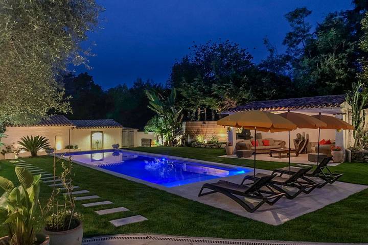 Gîte pour 5 personnes, avec piscine et jardin, adapté aux familles à Mandelieu-la-Napoule - 2