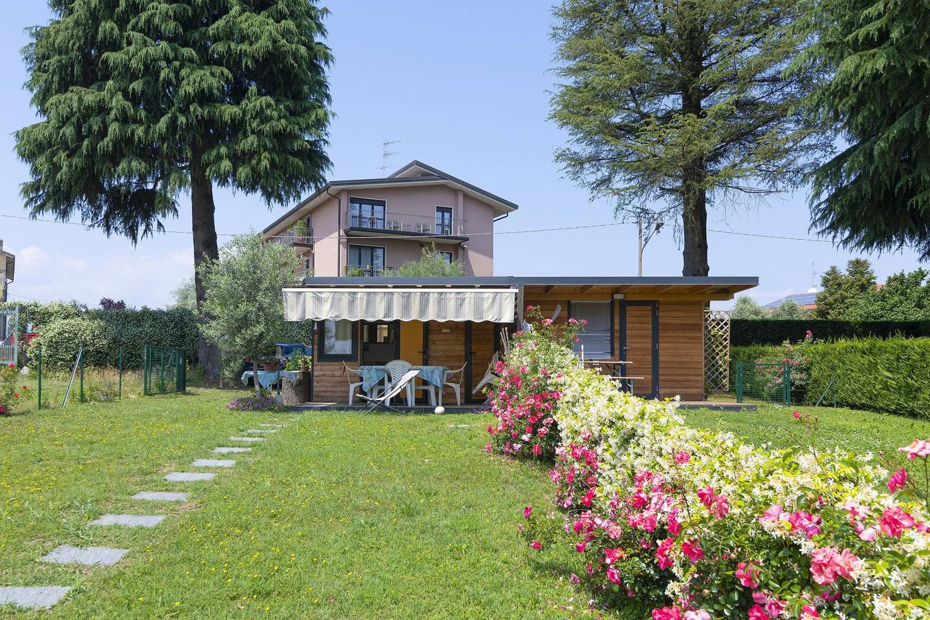 Ganze Wohnung, Casa Maddalena Private Beach in Cadrezzate con Osmate, Lago Maggiore (Lombardei)
