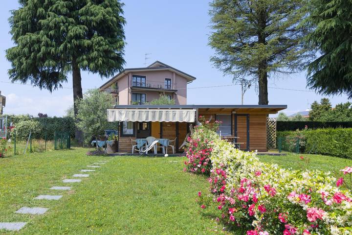 Ferienwohnung für 4 Personen, mit Balkon, kinderfreundlich in Lago Maggiore (Lombardei)