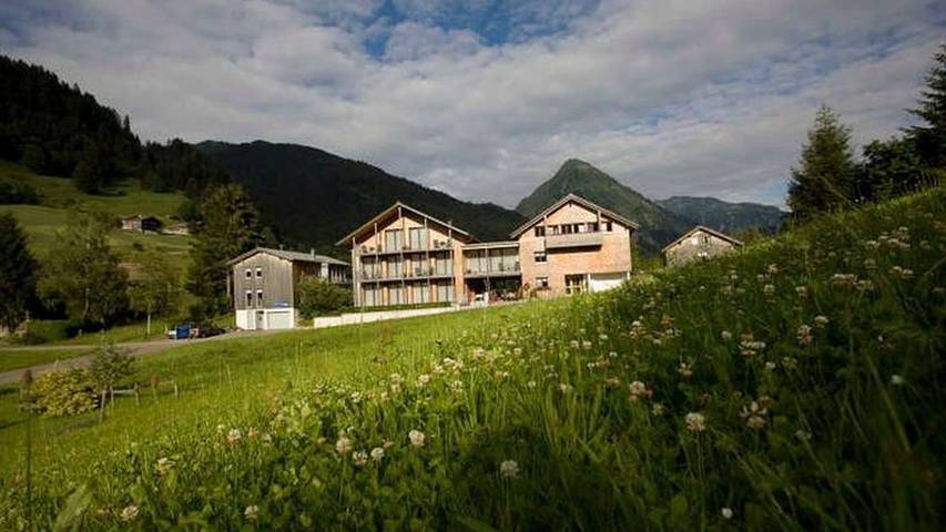 Vakantiewoning voor 4 personen, met tuin en uitzicht, kindvriendelijk in Schoppernau