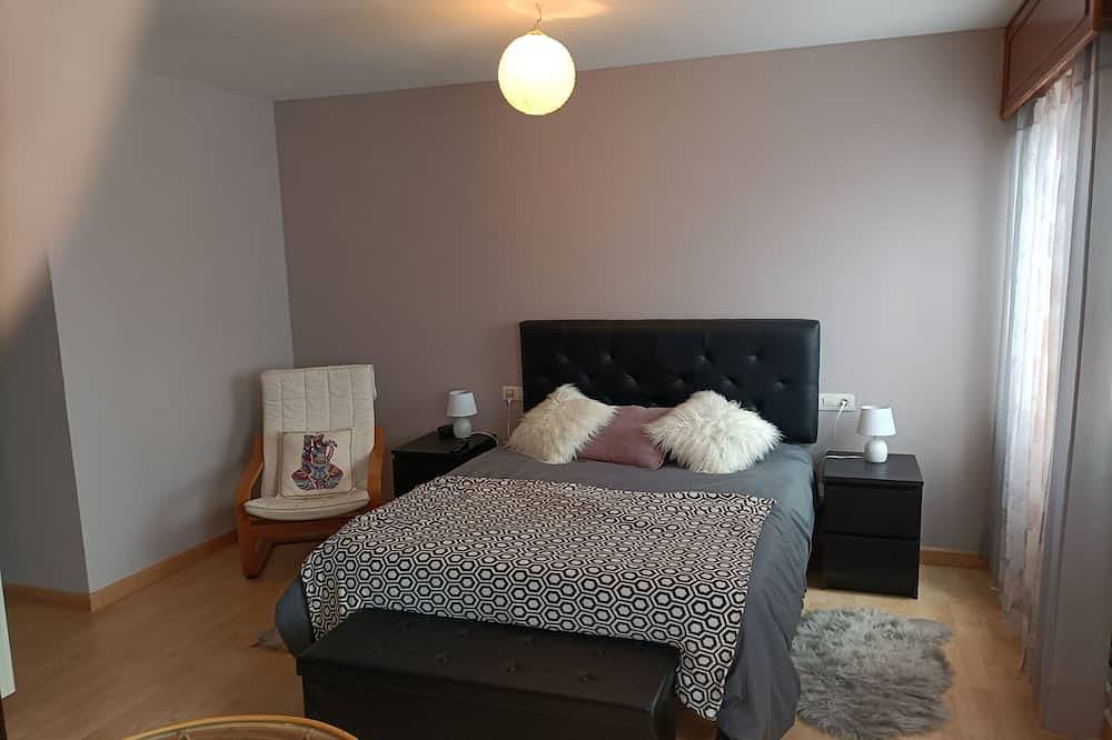 Entire apartment, Apartment with terrace in Rías Altas in Ortigueira, Galician Coast