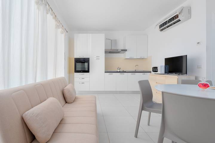 Casa Vacanze "Cormorani - Appartamento 3" vicino alla spiaggia con vista mare e giardino in Terza Spiaggia, Golfo Aranci