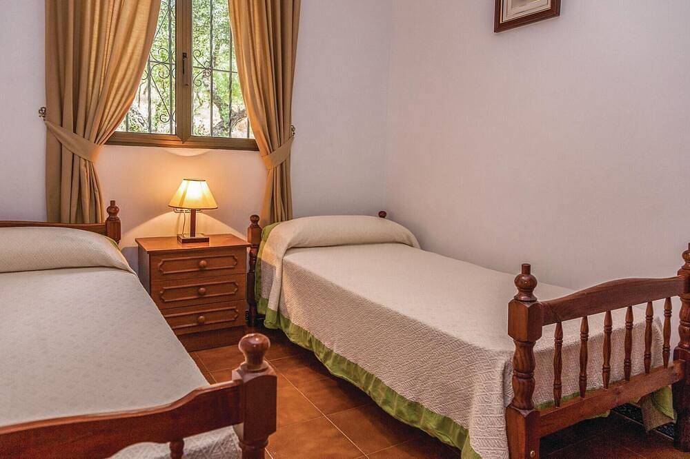 Lovely home in Constantina, Sevilla in Constantina, Sierra Morena