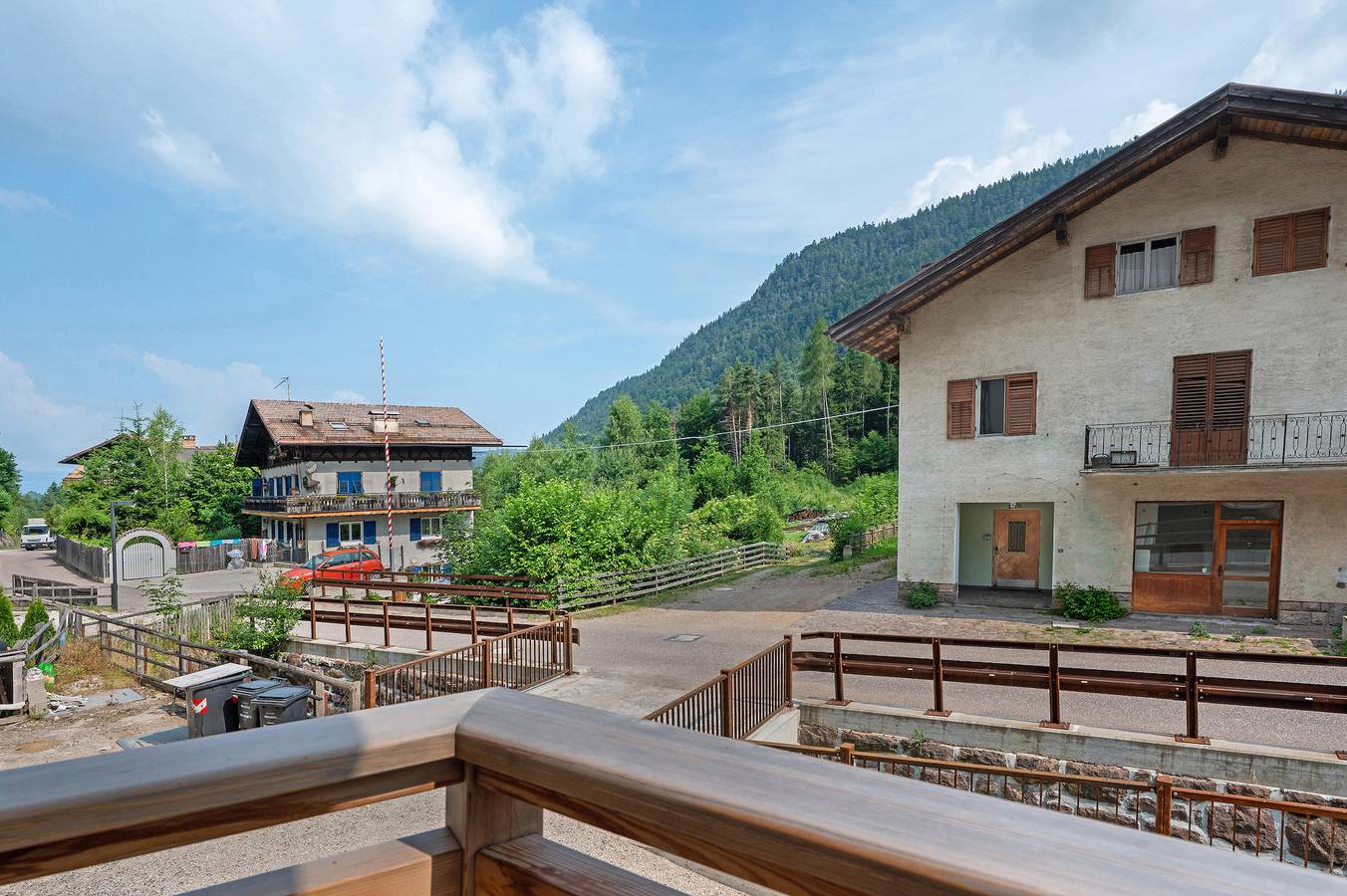 Ganze Wohnung, Ferienwohnung 'Villa Fontane Appartamento 1' mit Bergblick und Wi-Fi in Kaltenbrunn (Montan), Truden im Naturpark