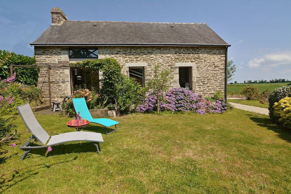 Gîte du manoir de Pen Ar Voas in Lopérec, Région de Châteaulin