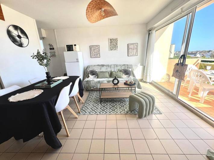 Gîte pour 4 personnes, avec vue et terrasse dans Plage Kerou - 2