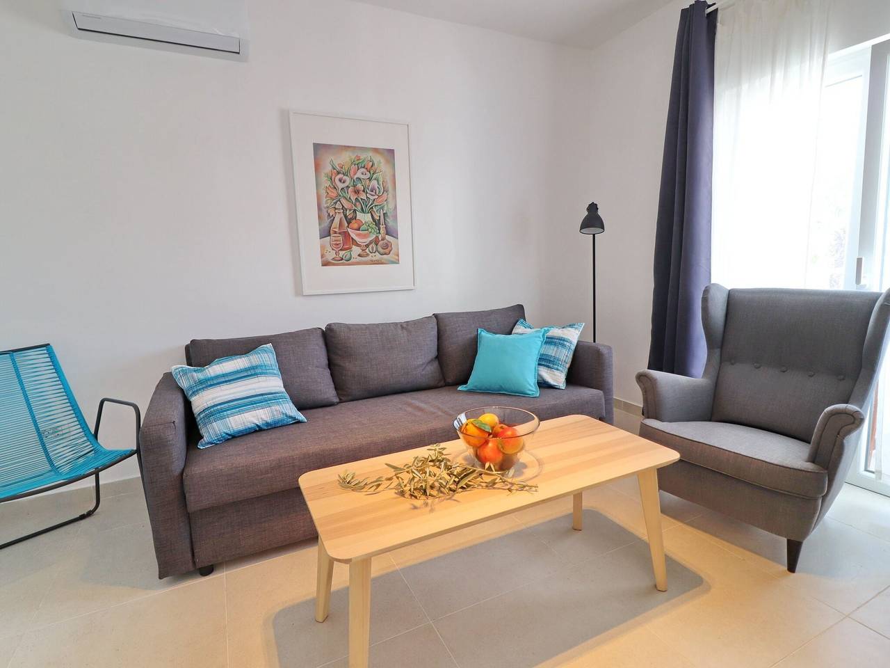 Holiday Home Rosemary-Three Bedroom Holiday Home with Terrace and Partial Sea View in Komarna, Dubrovnik-Neretva