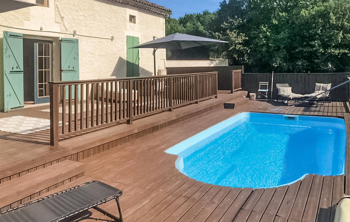 Appartement climatisé avec piscine et parking, à 1,5 km de la rivière in Périgord Blanc