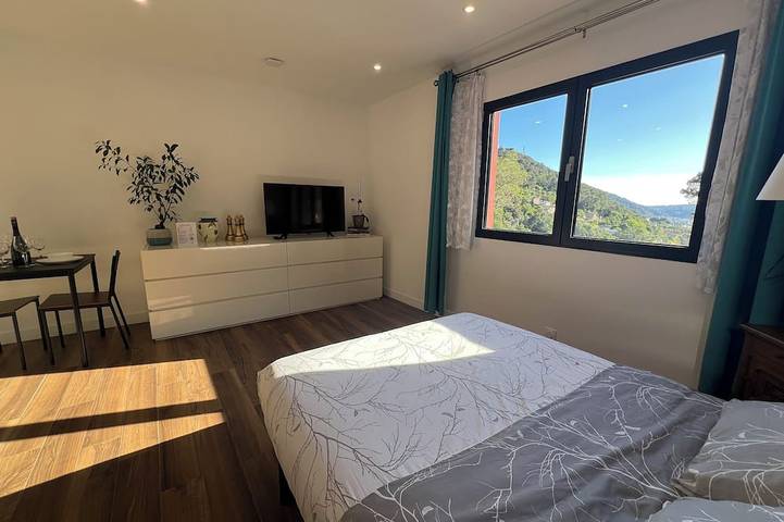 Gîte pour 2 personnes, avec jacuzzi à La Trinité - 2