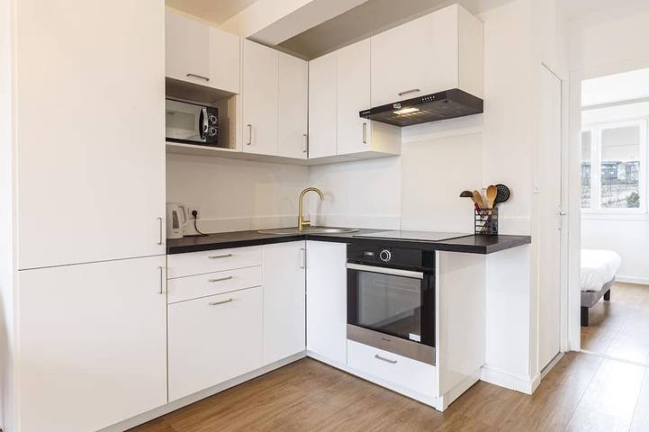 Appartement de vacances pour 4 personnes, avec balcon à Laval