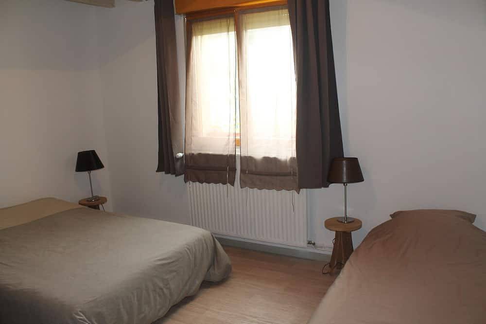 Cauroy Les Hermonville: Gite Spacieux Totalement Renove Et Equipe in Cauroy-lès-Hermonville, Marne