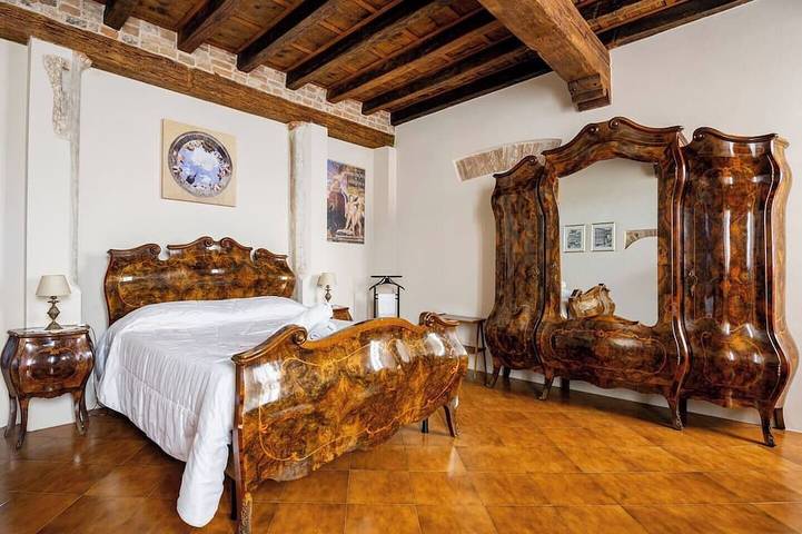 Ganze Wohnung, Wohnung in vollem historischen Zentrum voller Komfort in Mantua, Mantua Provinz